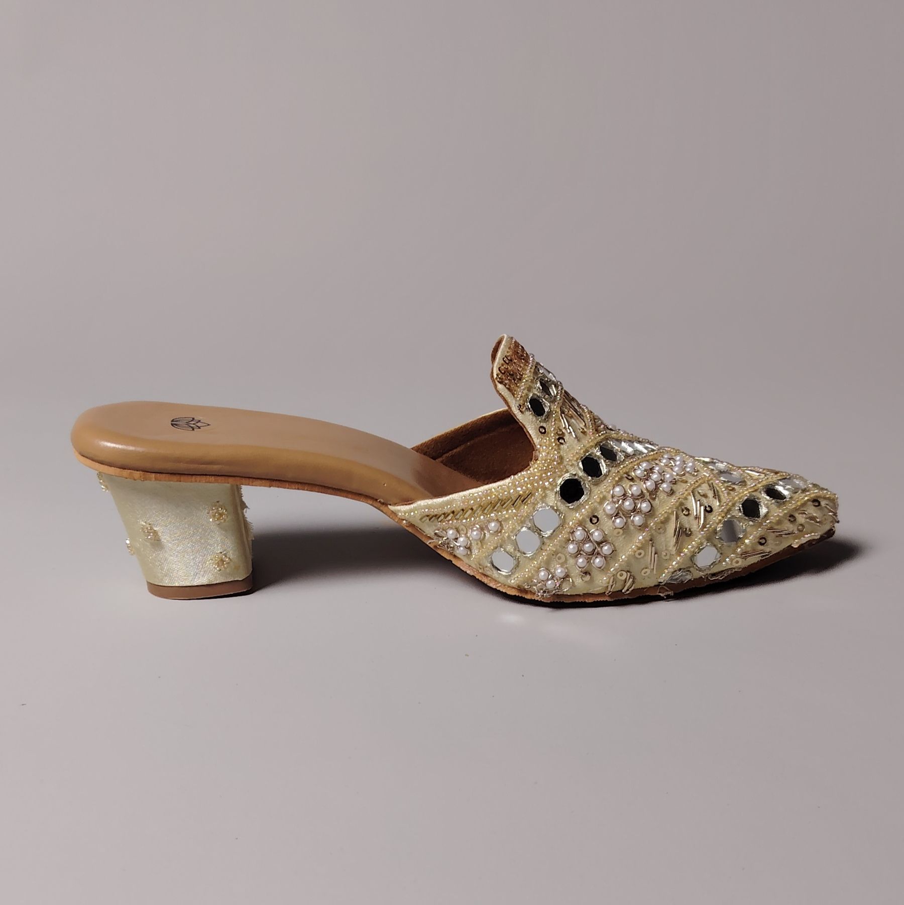 Heels BH024