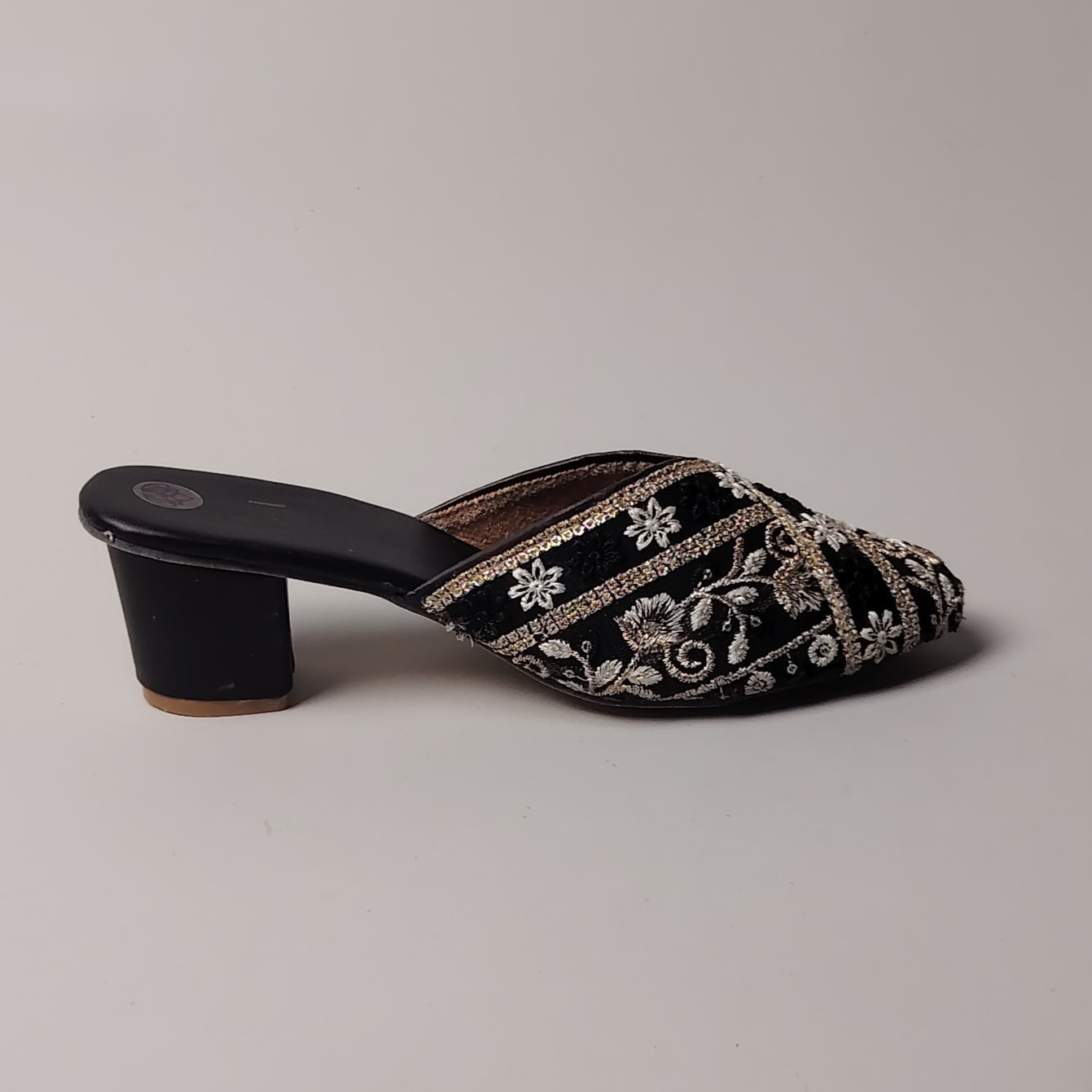 Heels BH038