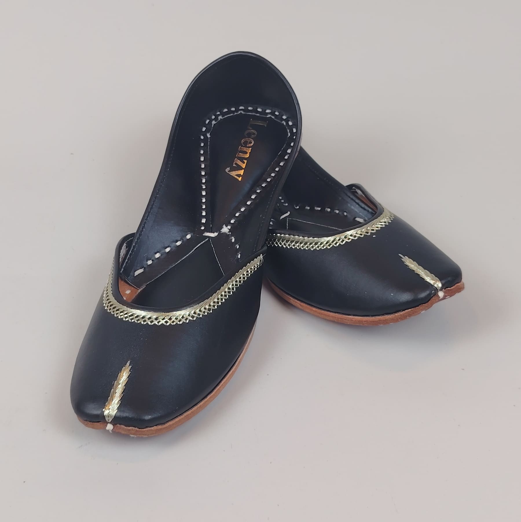Genuine Leather Juttis WM107 - Image 3